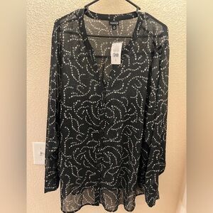 Torrid Black Sheer Charms of Luck Blouse (skulls, stars, hearts….)